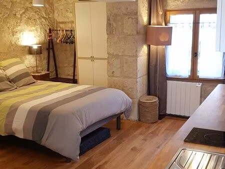 studio tout équipé dans corps de ferme (toutes charges comprises)