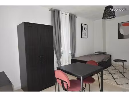 studio 1 pièce 22 m²