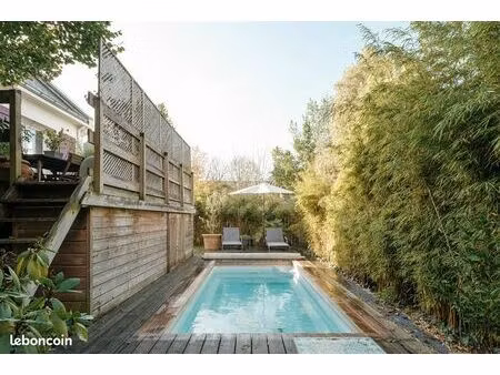 maison 9 pièces 176 m²