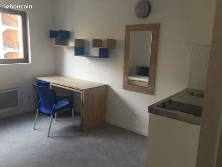 studio 1 pièce 18 m²
