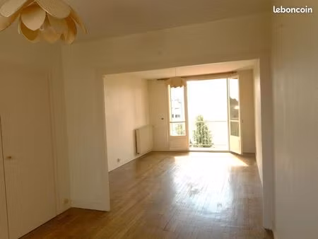 appartement 3 pièces 67 m²