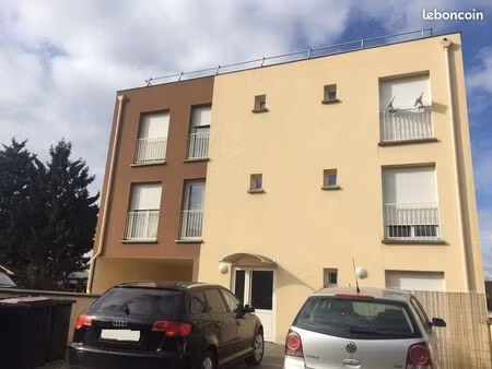 studio 1 pièce 28 m²