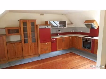 a louer appartement t5 de 126 m2 en duplex