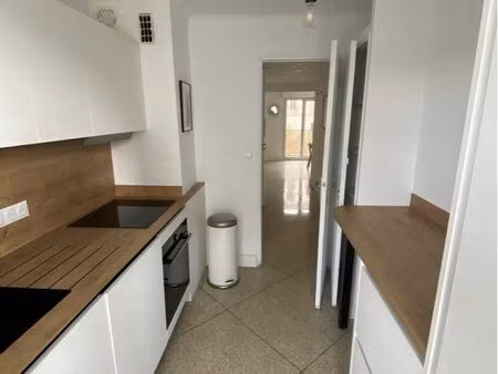 t2 meublé entièrement rénové - marseille 4ème chartreux