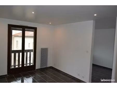 t2 meublé (eau+chauffage au sol)