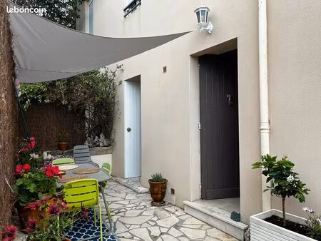 maison de village meublée avec patio