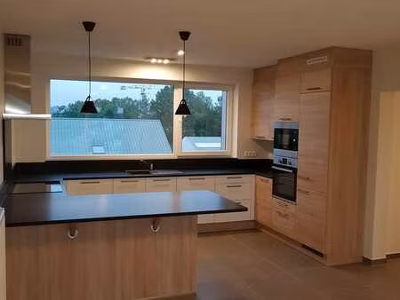 bel appartement très lumineux à saisir rapidement