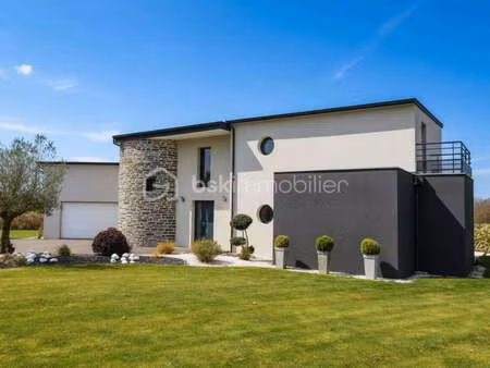 vente maison piscine à redon (35600) : à vendre piscine / 250m² redon