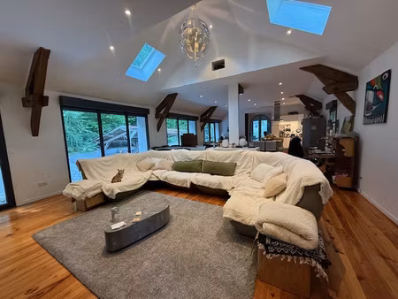 l'isle-adam proche foret  ancienne grange amenagee en habita