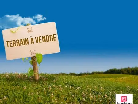 exclusivité - a vendre beau terrain constructible viabilisé ( eau éléctricité) sur la comm