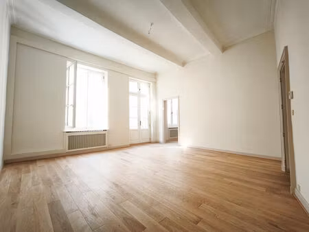 appartement avignon im 5 pièce(s) 160.84 m2