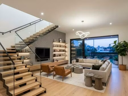 duplex - balcon - proche transport