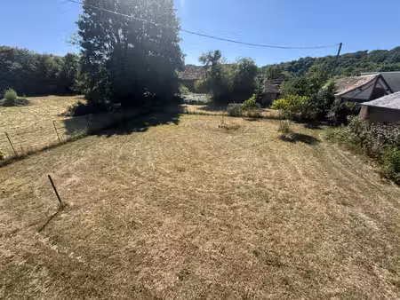 appartement f2 avec jardin  refait à neuf - 1er étage - pro
