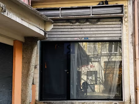 local commercial brut de 136 m2