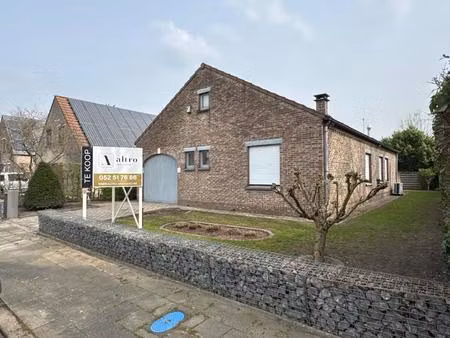 instapklare woning met tuin in rustige wijk aartselaar
