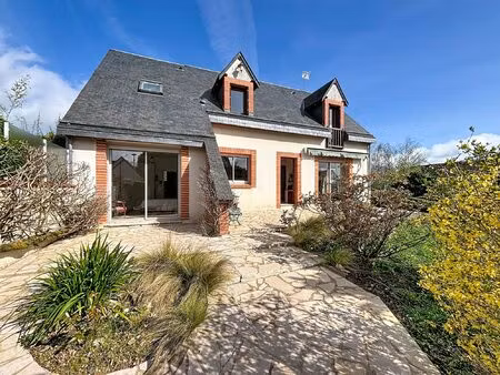 la chaussée saint victor- 5 chambres- vivable de plain-pied