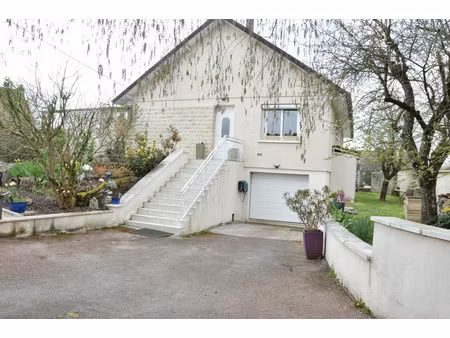 maison t6 avec terrasse  piscine et jardin sans vis-à-vis à nuits-saint-georges