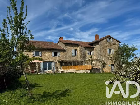 maison traditionnelle à lunan (46100)