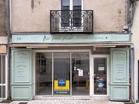 vente bureaux et commerces à ancenis (44150) : à vendre / 160m² ancenis