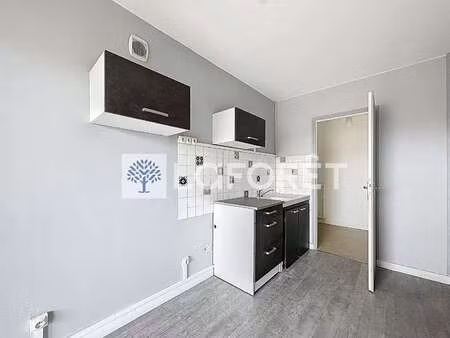 location appartement 4 pièces à loretz-d'argenton (79290) : à louer 4 pièces / 68m² loretz
