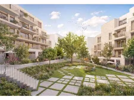 12 studios  43 appartements et 2 espaces de bureau