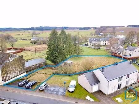 à 5 minutes de l’e411 – parcelle à bâtir de 15 ares 02ca.