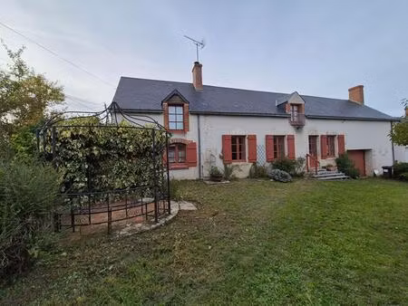 maison de bourg en pierre saint-lubin-en-vergonois