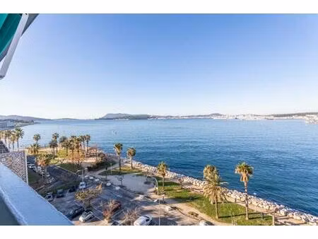 appartement t3 de 70 m2 à toulon 83000  avenue du port de plaisance