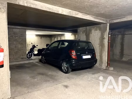 vente parking/box undefined m²
