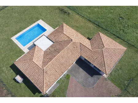 villa de plain-pied 225 m² – 5 chambres dont suite parentale – piscine – 15 min de bergera