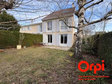 maison 6 pièces (4 chambres) village de montigny