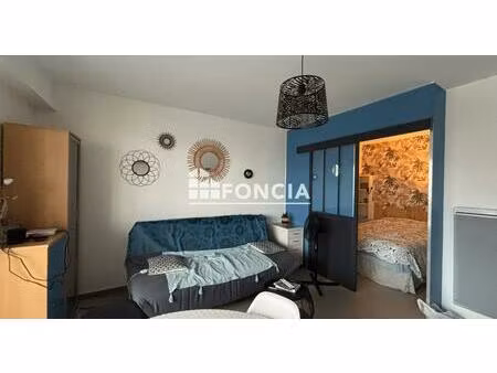 proche de la plage de la parée !