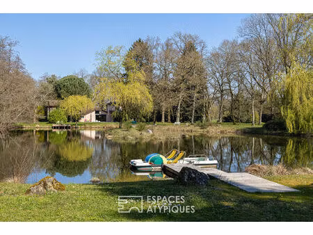 propriété de caractère avec piscine  parc arboré et étang