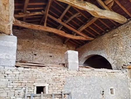 vente maison 1 pièce 180 m² à uchizy (71700)  57 250 €