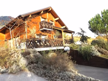 chalet de qualité à ayse