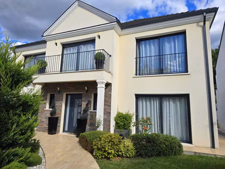 maison/villa de standing à le plessis-trévise