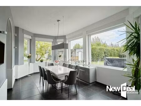 en vente maison individuelle 391 m² – 525 000 € |rosult