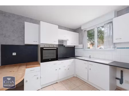 maison à louer 4 pièces 78.6 m² - vendat (03) - 800€