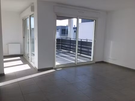 location appartement 3 pièces 72m² montpellier 34000
