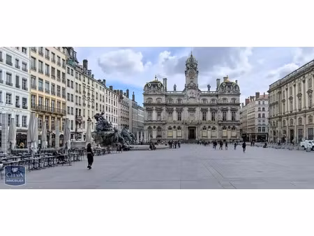 appartement à louer 2 pièces 65 m² - lyon 1er arrondissement (69001) - 870€