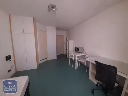 appartement à louer 1 pièce 18.05 m² - nîmes (30) - 412€