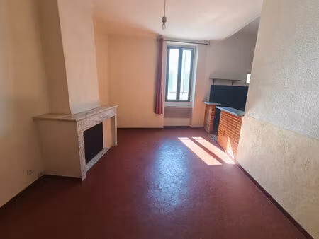 location appartement 1 pièce 29 m² à lambesc (13410)