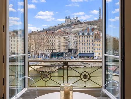 appartement 3 pièces - 106 m²