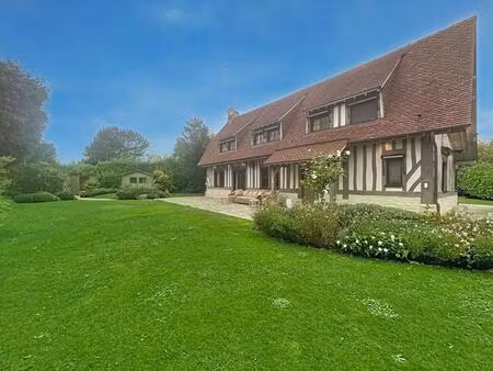 superbe maison normande en colombages de 240 m²   aux portes de deauville -très bon standi