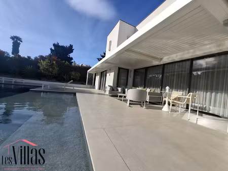 narbonne - superbe villa contemporaine de 240 m2