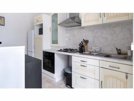 *aude narbonne appartement p2/3 61 m2 centre ville avec gara