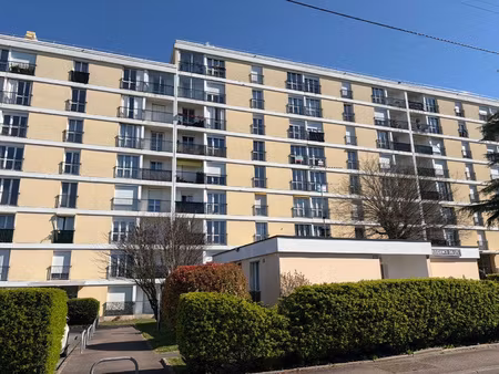 appartement t2 en parfait état proche hôpital et centre de t