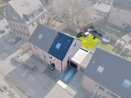 recente  instapklare hob met 4 slpk  garage én tuin!