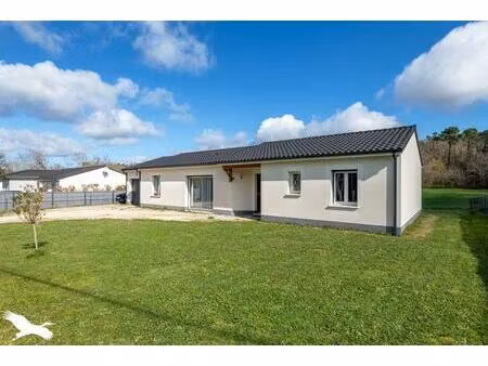 vente maison 5 pièces 105 m² bassillac (24330)