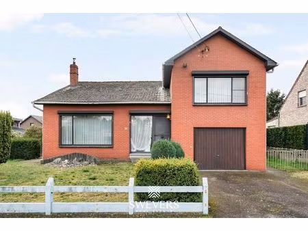 charmante renovatiewoning met stevige structuur en veel potentieel in koersel